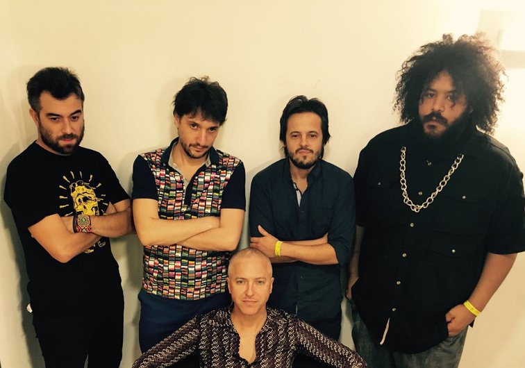 Martín Buscaglia y sus Bochamakers