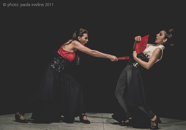 Cursos de flamenco y entrenamiento físico y actoral. Cursos de flamenco y entrenamiento físico y actoral.