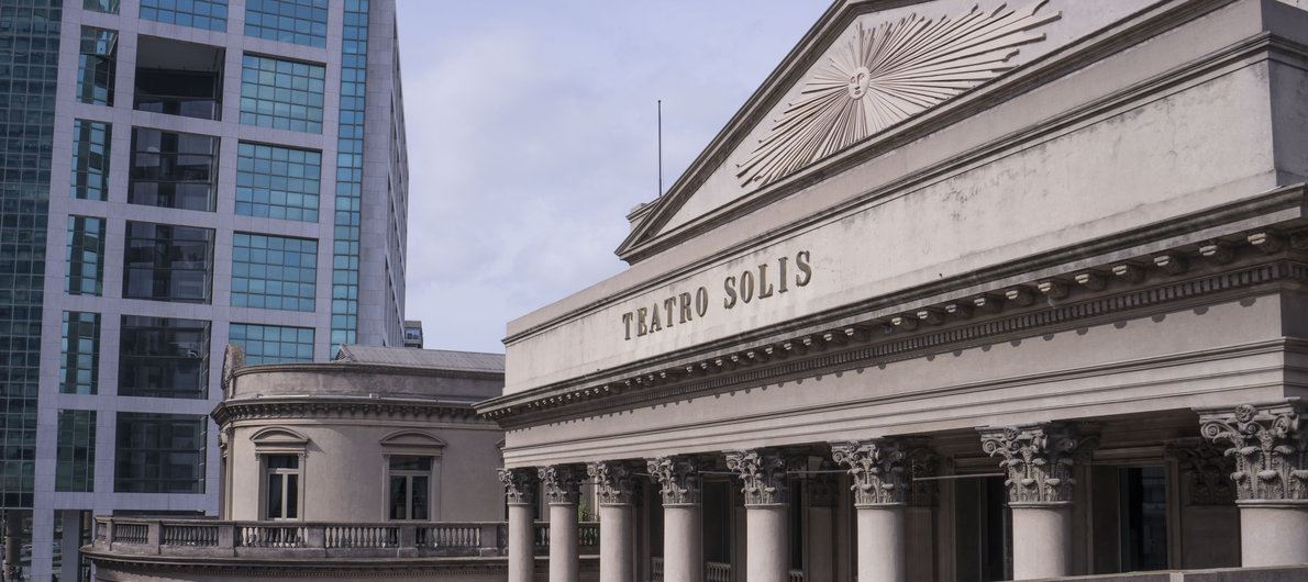 Iluminando la historia: el Teatro Solís y la masonería
