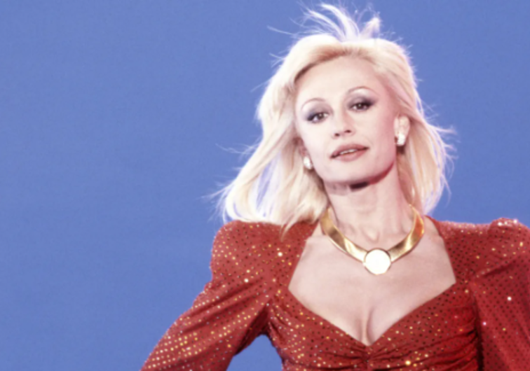 Homenaje a Raffaella Carrá