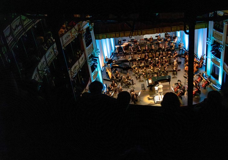 A Montevideo: gala aniversario