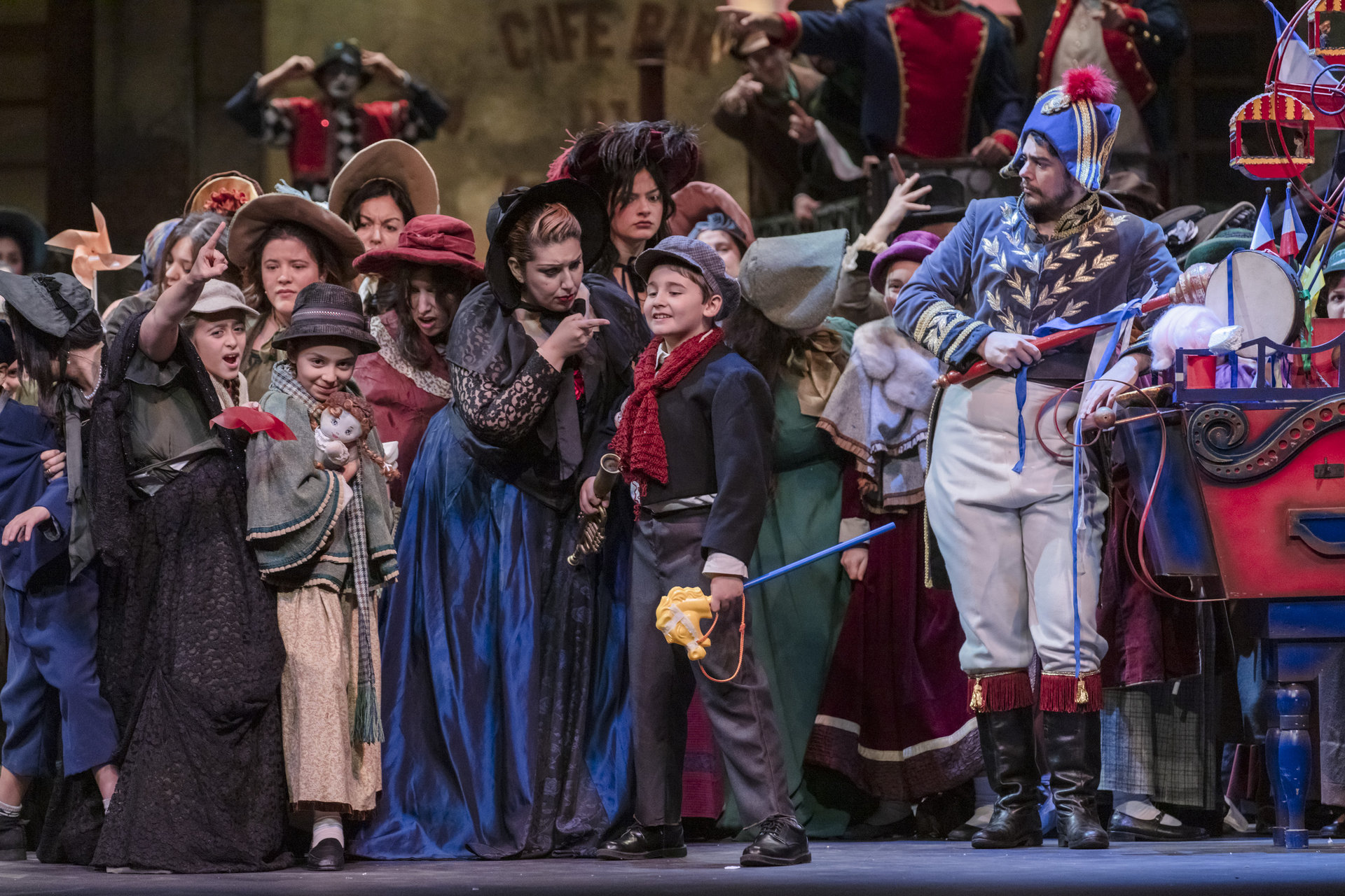 Colaboración a la Temporada de Ópera del Teatro Solís